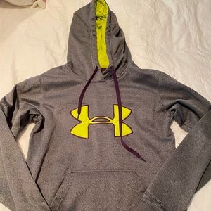 Under Armour storm sweatshirt